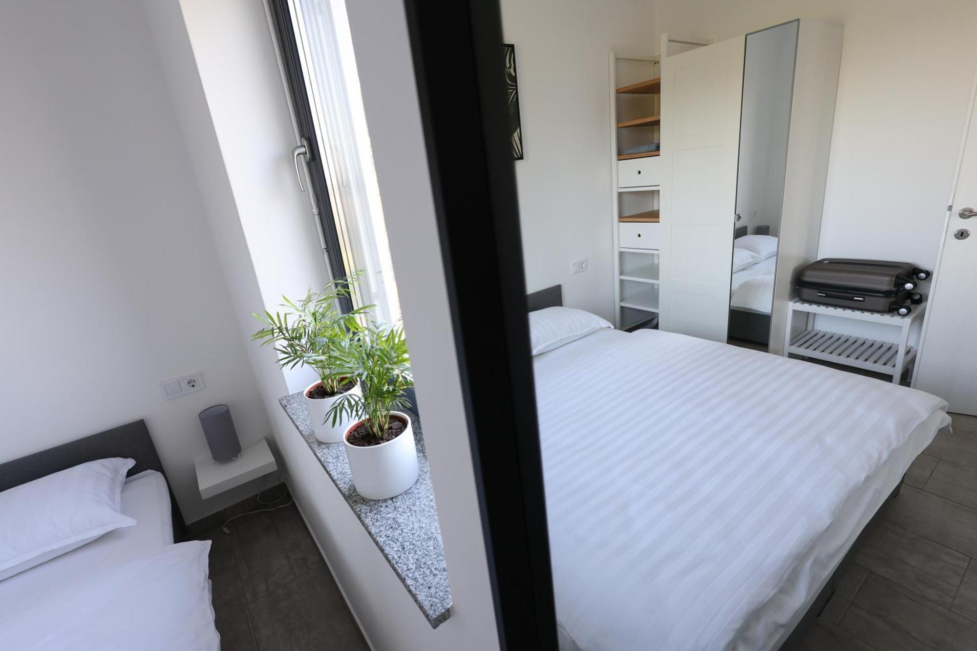 White Mountain Apartment Banovci Buitenkant foto
